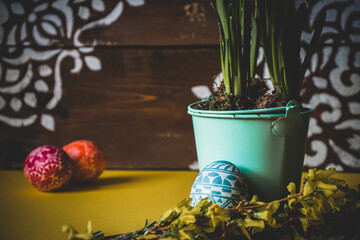 Kolorowe jajka na Wielkanoc © mirame111