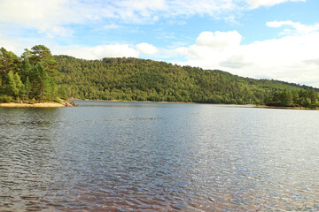 Strolling around Loch Beannacharan 