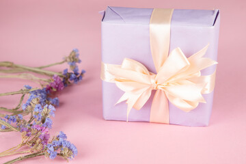 Dried color flowers with gift box