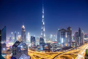 Papier Peint photo Burj Khalifa DUBAI, UAE - FEBRUARY 2018: Dubai skyline with Burj Khalifa