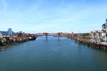 Portland, City of Bridges: Broadway Bridge (Long Distance View)