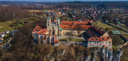 Klasztor w Tyńcu koło Krakowa © slawjanek