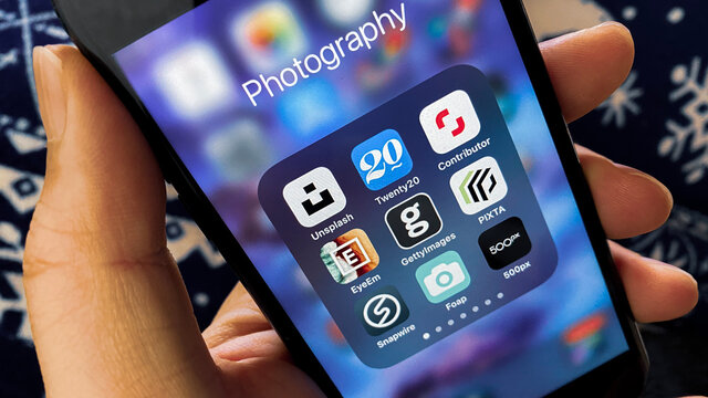 Stock Photography Apps On IPhone. Unsplash,Twenty20,Shutterstock,EyeEm,Getty Images,PIXTA,Snapwire,Foap,500px - Apr 2021 / Japan