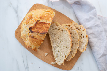 No Knead Bread in a Cast Iron Dutch Oven