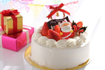 クリスマスケーキとプレゼント