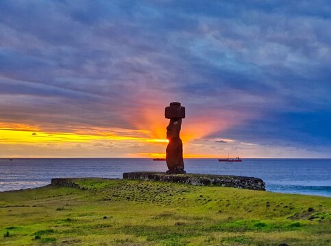 Mo&aacute;is en Isla de Pascua, Chile
