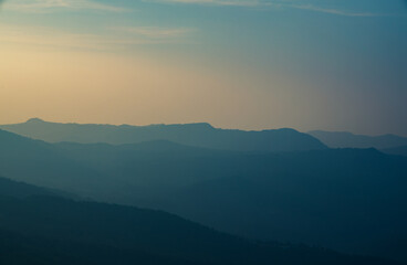 Obraz premium Sunset over mountains