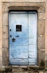 Porte ancienne au Malzieu-Ville, Lozère, France