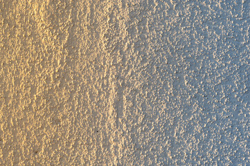 gradientowe tło muru białego © Henryk Niestrój