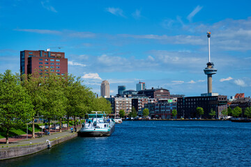 Obraz premium Rotterdam cityscape with Euromast observation tower