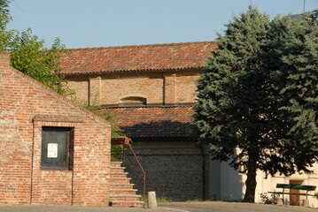 The tower is very ancient and is about a thousand years old. Today it is a bell tower with a clock overlooking the hills, towards Chieri and towards Turin.