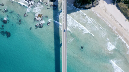 角島大橋をドローン撮影。日本の山口県