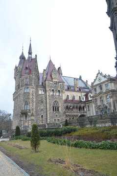 PAŁAC - JAK Z BAJKI - CASEL MOSZNA 