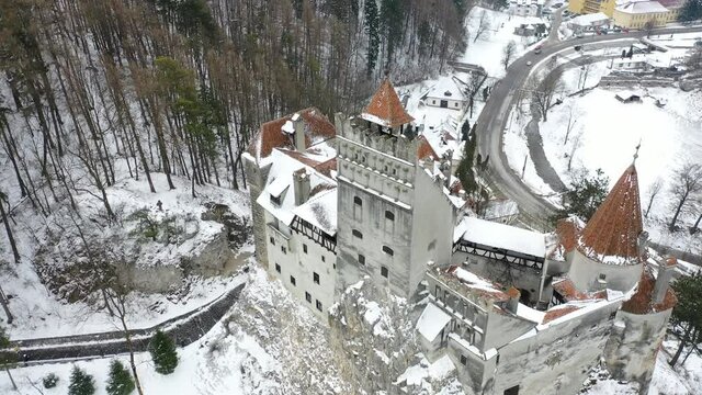 Schloss Bran in Rumänien aus der Luft | Luftbilder von Schloss Bran 