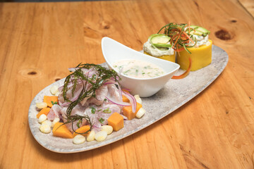 Ceviche con Causa y su Tiradito
