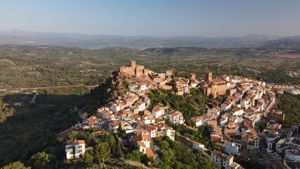Fototapeta na wymiar Vista aerea con Dron, pueblo de Villafames, España