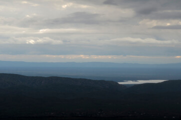 Montaña, paisaje, naturaleza, cerro, soledad, bosque, alturas, cielo, arboles