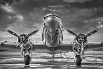 Photo sur Plexiglas Ancien avion Un DC-3 d& 39 époque