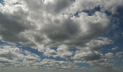 Obraz premium Blue sky with white clouds.