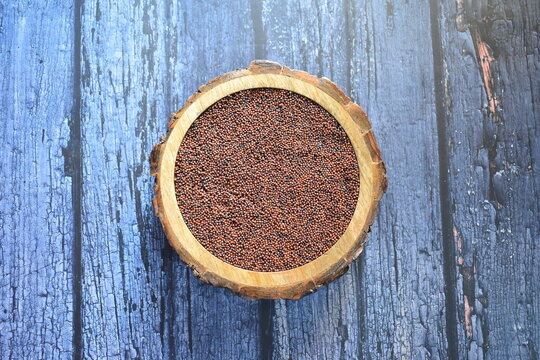 Raw whole dried Finger millet