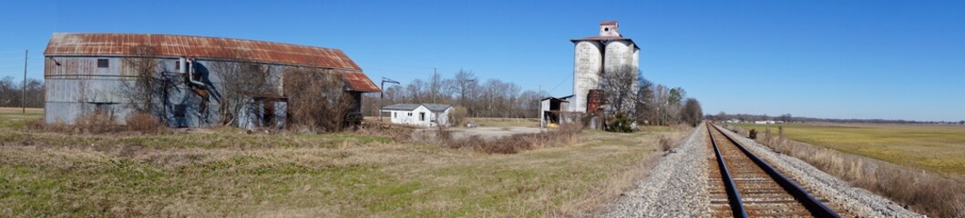 Grain silo near Thornton Mississippi