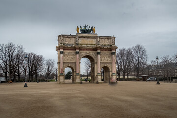 Obraz premium Small version of the Arc de Triomphe, France 