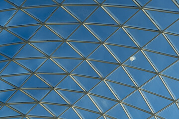 Fototapeta premium Transparent glass roof of a modern shopping center