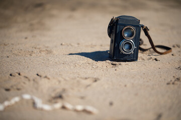 old camera and the sea, Vintage Camera On The Beach