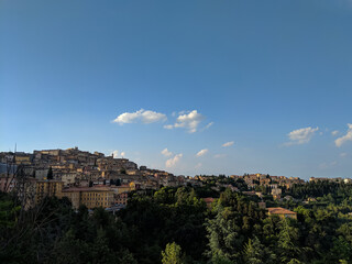 Fototapeta na wymiar Italian Hill City View