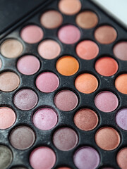 Multi-colored eye shadow palette