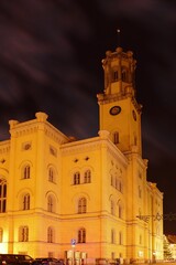 Fototapeta na wymiar City hall in Zittau city at night
