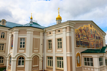 Fototapeta premium Holy Trinity-Saint Seraphim-Diveyevo convent in Diveyevo, Russia