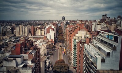 fotos aéreas tomadas desde un drone de la ciudad de Córdoba capital, Argentina.
