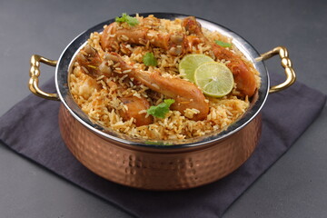 Dum chicken biriyani