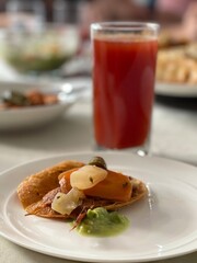 Tacos de canasta, comida típica de las calles de la Ciudad de México
