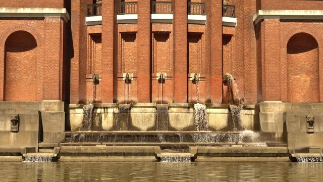 Hamburg Planetarium im Stadtpark im Sommer - Public Building