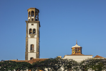 Obraz premium Church of Immaculate Conception (Iglesia-Parroquia Matriz de Nuestra Senora de la Concepcion) at sunset. Santa Cruz de Tenerife, Canary Islands, Spain.