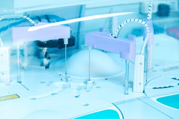 parts of equipment for processing medical analyzes in the laboratory