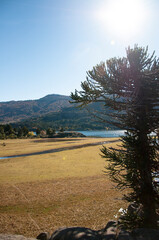 Lago en el valle.