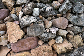 Stone wall of various sizes
