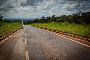 Highway MG 190, clover of Douradoquara, municipality of Abadia dos Dourados, state of Minas Gerais, Brazil 
