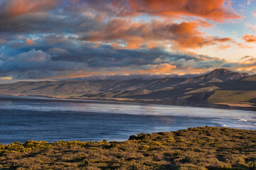 Fototapeta premium Exploring Jalama county park in the spring