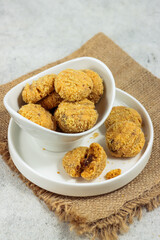 Kue kering raisin lemonia or home made Raisin lemonia cookies is cookies with lemon flavour for eid al fitr celebretions
