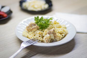 Macaroni and cheese, on the kitchen table