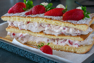 Cream cake with fruits