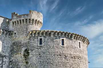Detalle castillo medieval de Cuellar en la provincia española de Segovia
