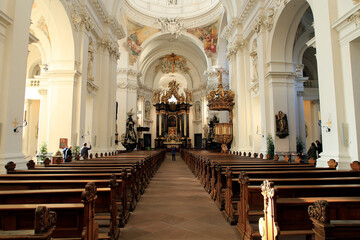 Der Dom Fulda auf dem Domplatz. Fuldaer Dom, Dom St. Salvator, Fulda, Hessen, Deutschland, Europa --  The Fulda Cathedral on the Domplatz. Fulda Cathedral, St. Salvator Cathedral, Fulda, Hesse, German