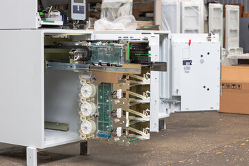 Repair and maintenance of an ATM. Installing cash cassettes in an ATM