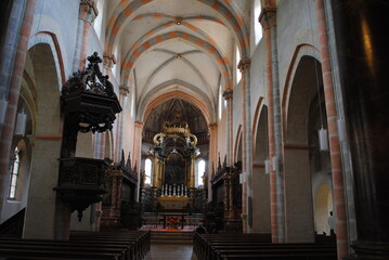 Fototapeta premium Basilique romane de Saint-Ursanne, Jura, Suisse