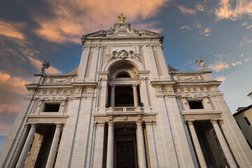 Basilica porziuncola a santa maria degli angeli, umbria